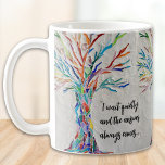 Inspirationsoffert Träd Kaffemugg<br><div class="desc">Detta dekorativa kaffe mugg har ett mosaiskt träd i regnbåge färg och ett inspirerande citat. Anpassade enkelt med ditt eget ord. Eftersom vi skapar vår teckning kommer du inte att hitta just den här bilden från andra designers. Original Mosaic © Michele Davies.</div>