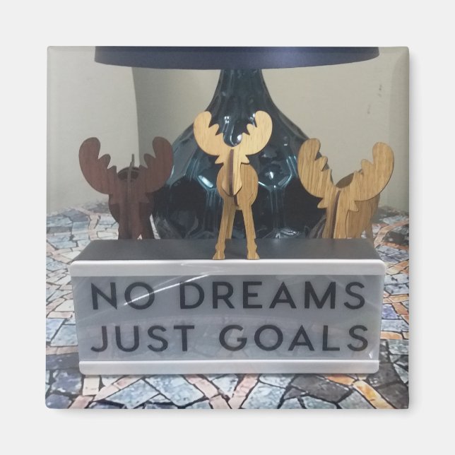 Inspired Reindeer Dreams: A Motivational Helgdag Magnet (Framsidan)