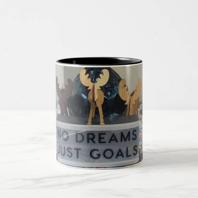 Inspired Reindeer Dreams: A Motivational Helgdag Två-Tonad Mugg (Center)