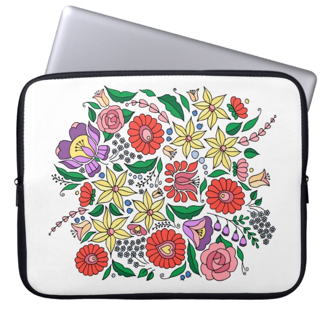 Inspirerad laptop sleeve för ungersk broderi (Framsidan)