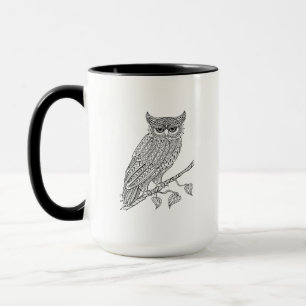 Inspirerad magisk ugglasitta på gren mugg