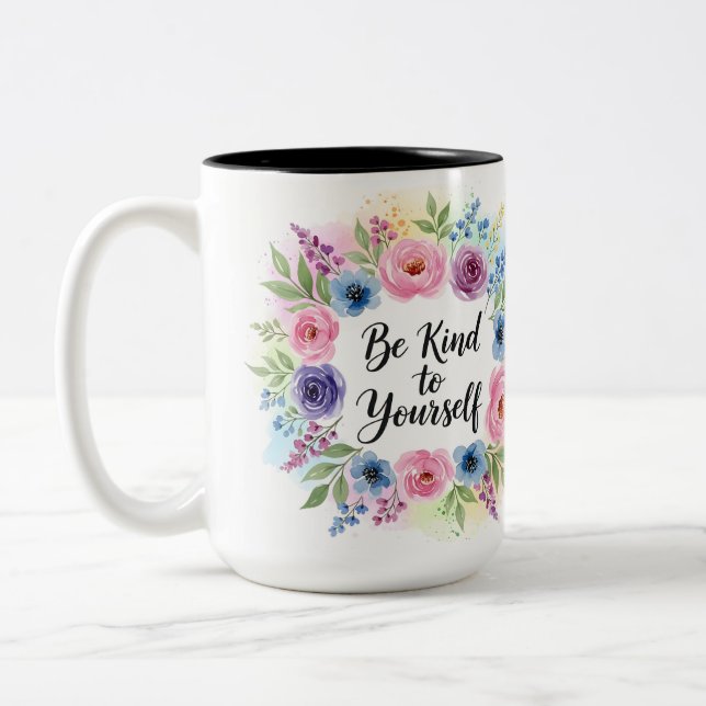 Inspirerande Snäll mot dig själv Blommig  Två-Tonad Mugg (Vänster)