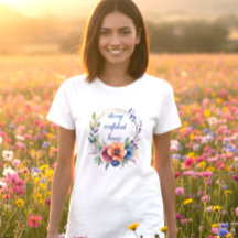 Inspirerande vit t-shirt för kvinnor
