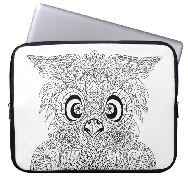 Inspirerat ugglaporträtt laptop sleeve (Framsidan)