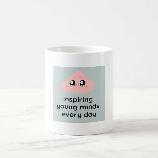 Inspiring Young Minds Every Day Cute Cloud Mug Kaffemugg (Center)
