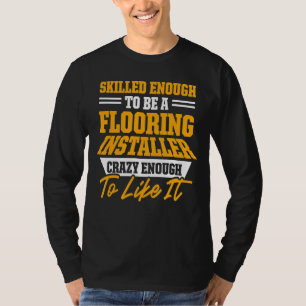 Installationsprogram för golvinstallatörer med kom t shirt