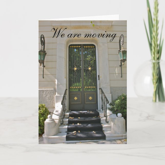 Insteg till en dubbla dörr Vi är flytta Meddelande (Framsida)