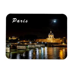 Institut de Frankrike and Pont des Arts - Paris Magnet