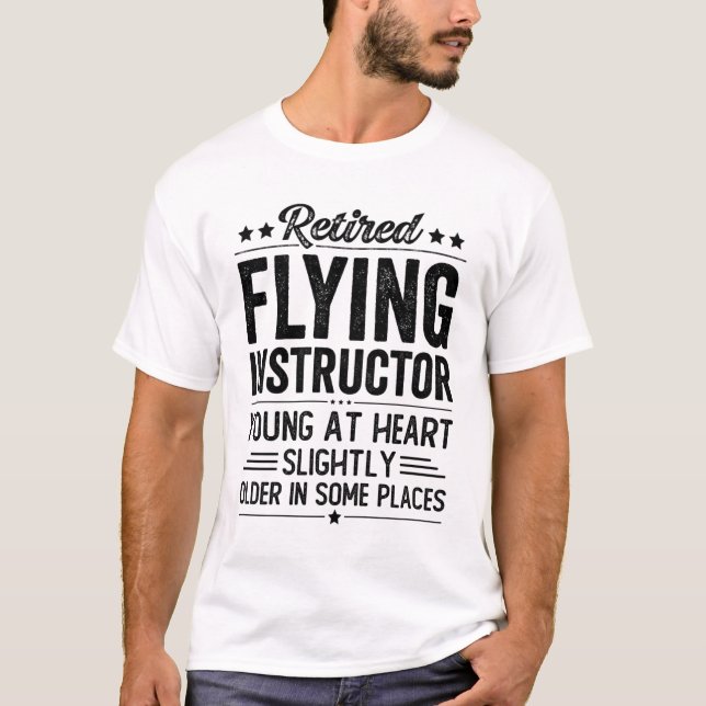 Instruktör för pensionerad flygning t shirt (Framsida)