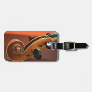 Instrumenterar den klassiska stringed musikalen bagagebricka