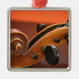 Instrumenterar den klassiska stringed musikalen julgransprydnad metall