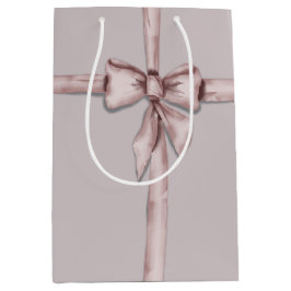 Insvälld i en rosa båge