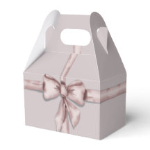 Insvälld i en rosa båge