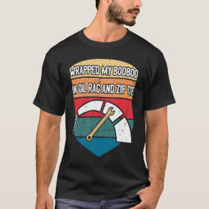 Insvultad i oljeduk och buntband Bilmekaniker Auto T Shirt