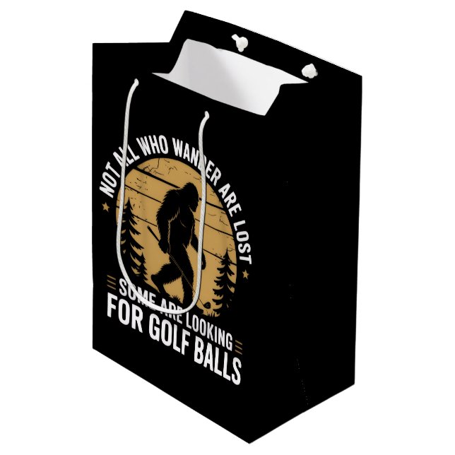 Inte alla som vandrar är vilse rolig Bigfoot golf  (Framsidan Vinklad)