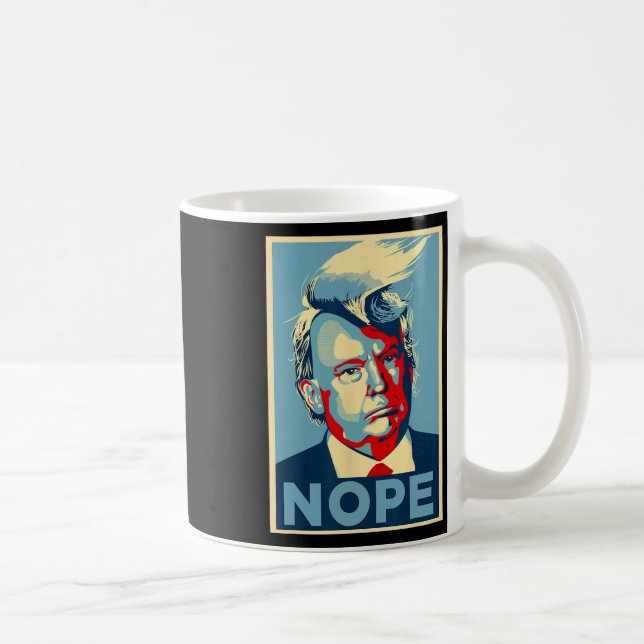 Inte än en gång lustigt 2024 kaffemugg (Höger)