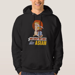 Inte arg, inte Rik, bara asiatisk katt med Samurai Hoodie