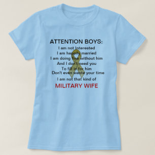 Inte den sort av den militära frun t shirt