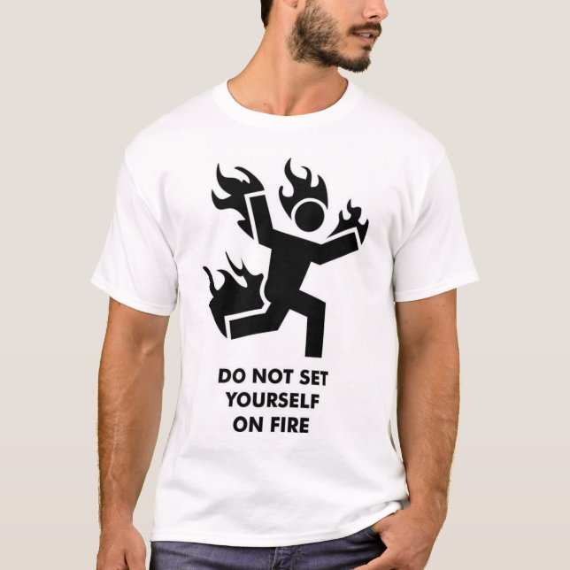 Inte fastställdt avfyrar dig på t shirt (Framsida)