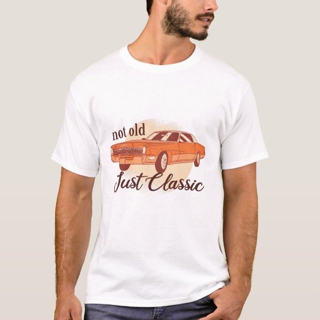 Inte gammal, bara klassisk t shirt (Framsida)