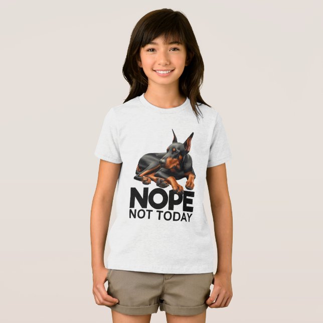 Inte i dag Doberman Pinscher T Shirt (Framsida Full)