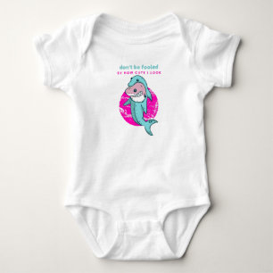 Inte lika oaktsam hak som är nedtryckt som delfing t shirt