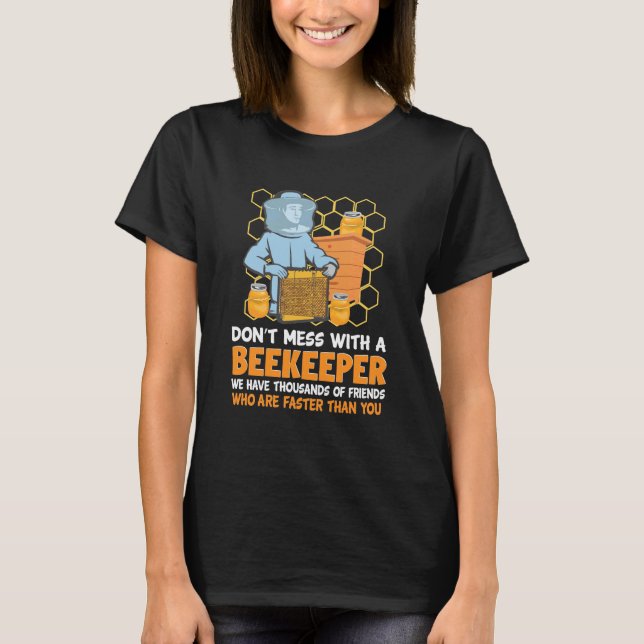 Inte  med en biodlare t shirt (Framsida)