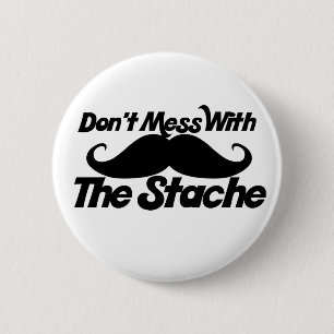 inte med Stache Knapp