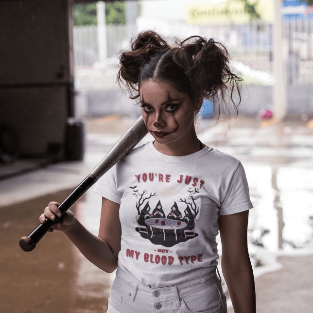 Inte min blodtyp: Unik Vampyre-Thated T Shirt (Skapare uppladdad)