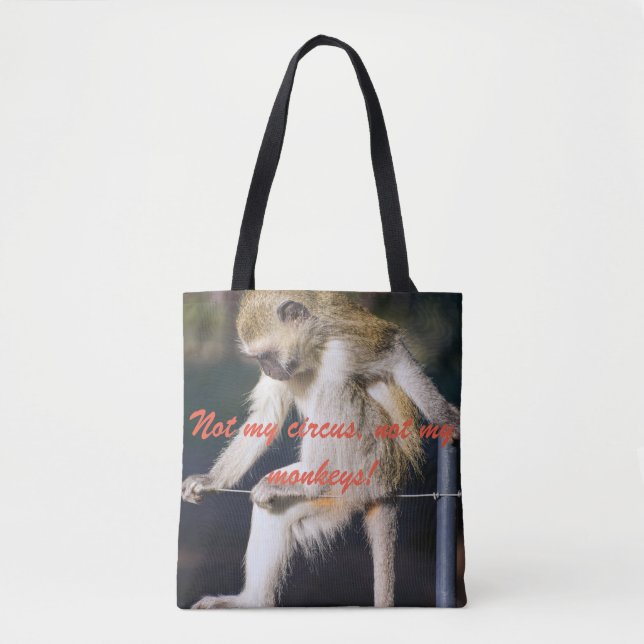 Inte min cirkus, inte mina apor i påsen tygkasse (Framsida)