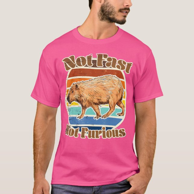 Inte snabb, ej ren kapybara t shirt (Framsida)