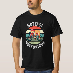 Inte snabb, icke-rökig, lat sovande cykel t shirt