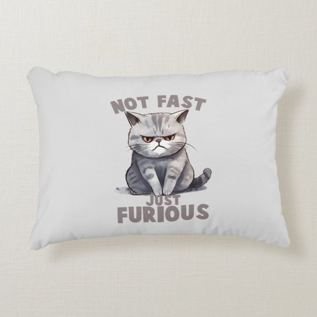 Inte snabb, precis ren, ren Grått Cat Humor Prydnadskudde (Framsidan)