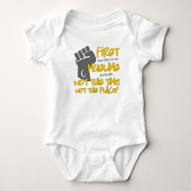 Inte Ställe-Baby-bokostydräkt T-shirt (Framsida)