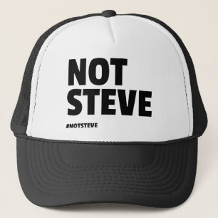 Inte Steve (svart text) Keps