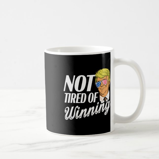 Inte trött på vinsttrumpen Won 2024 Kaffemugg (Höger)