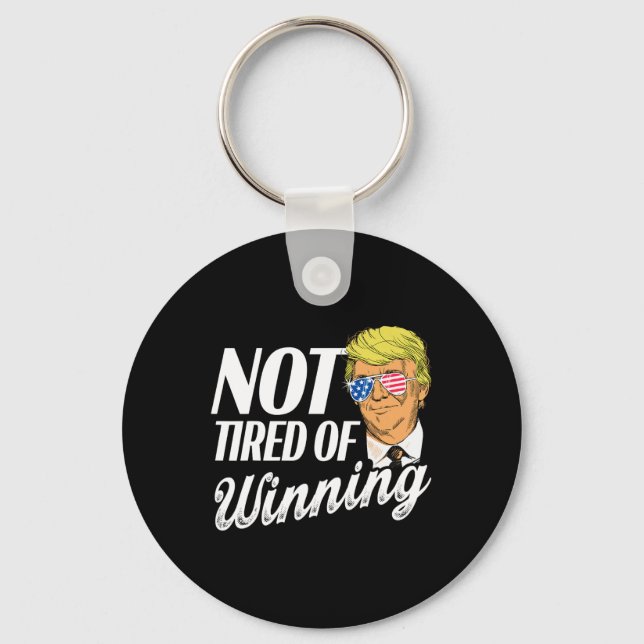 Inte trött på vinsttrumpen Won 2024 Nyckelring (Framsida)