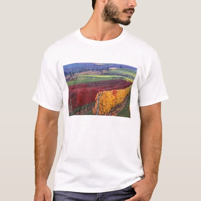 Intensiva röda och gula höstfärger på Gehring Tee Shirt (Framsida)