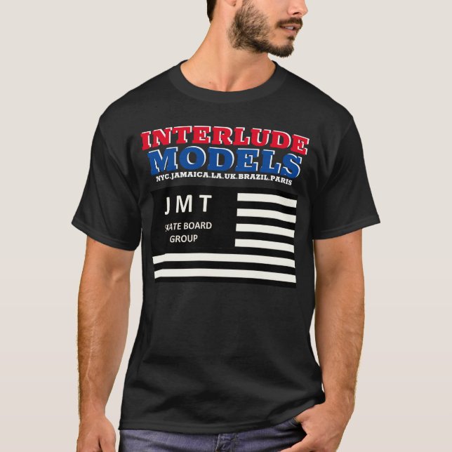 INTERLUDE MODELS Basic Mörk T-Shirt (Framsida)