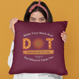 Internationell Dot Day Design Kudde