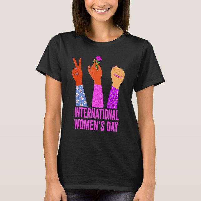 Internationell Kvinnodagen 2022 Könsbrott B T Shirt (Framsida)