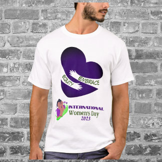 Internationell Kvinnodagen 2023 "Embrace Equity" T Shirt