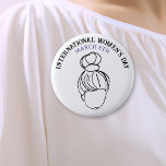 Internationell Kvinnodagen är den 8 mars Knapp<br><div class="desc">Den 8 mars är Internationell kvinnodagen. Ai-konst som skildrar en kvinnokonst.</div>