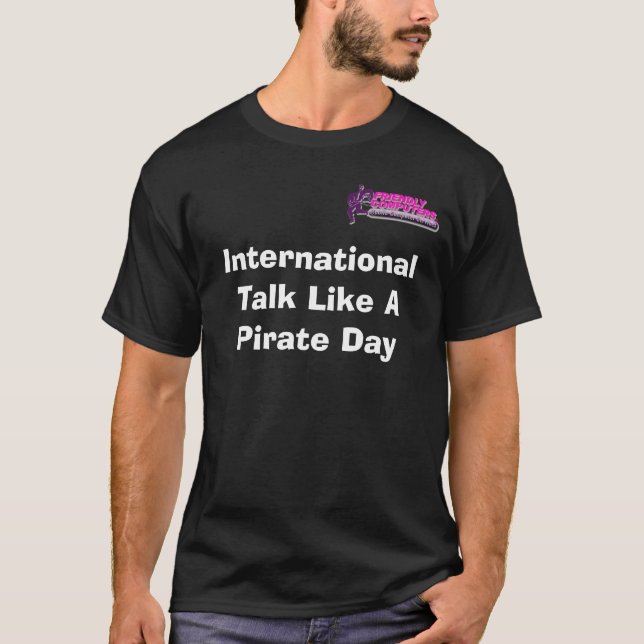 Internationell prata som en pirat… tee shirt (Framsida)