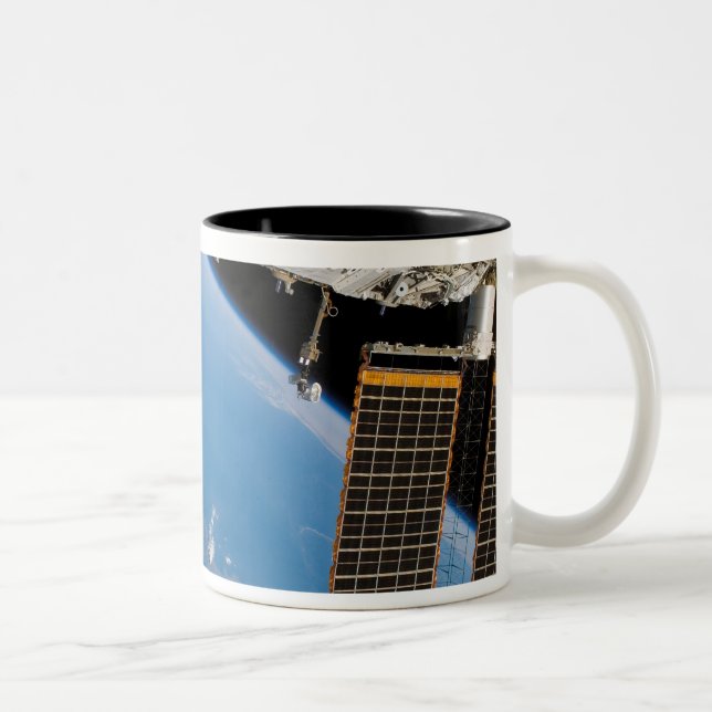 Internationell Space Station 27 Två-Tonad Mugg (Höger)