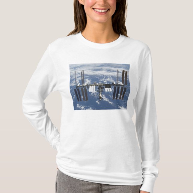 Internationell Space Station i omloppsbana 2 Tee Shirt (Framsida)