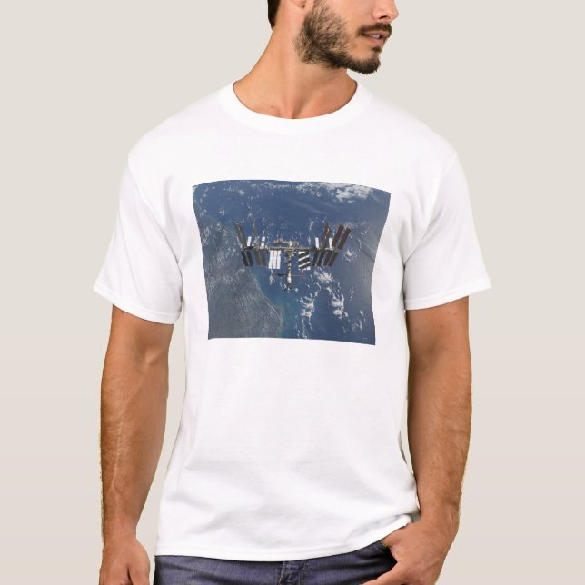 Internationell Space Station i omloppsbana 3 Tee Shirt (Framsida)