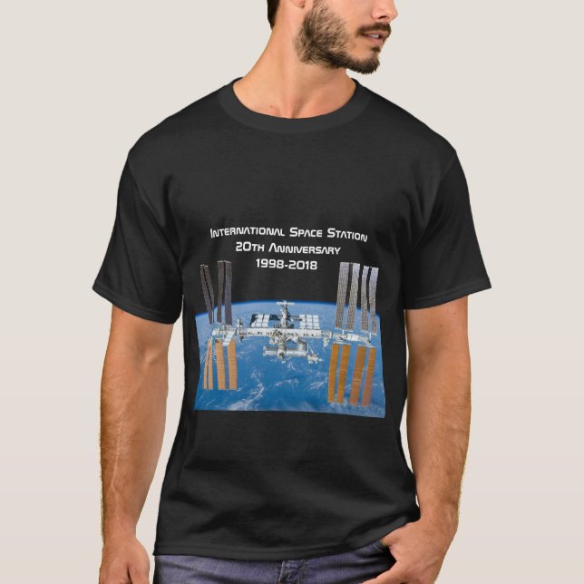 Internationell Space Station ISS 20-årsdagen T Shirt (Framsida)