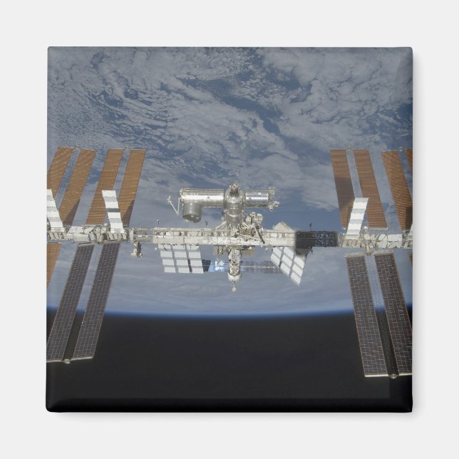INTERNATIONELL STATION 3 MAGNET (Framsidan)