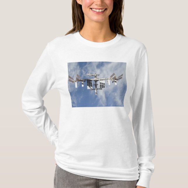 INTERNATIONELL STATION 4 T-SHIRT (Framsida)